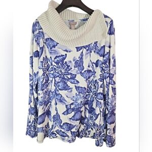 Chico's Blue and Cream Floral Cowl Neck Top. 1 (M)
